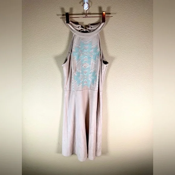 NWT Ariat Women's Mira Dress-Aztec design - Picture 3 of 12